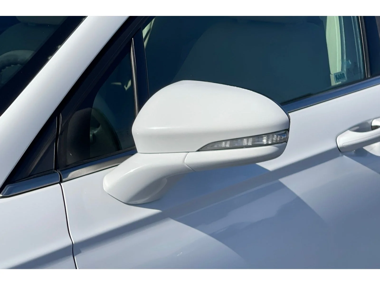 Used 2016 Oxford White Ford SE image 13