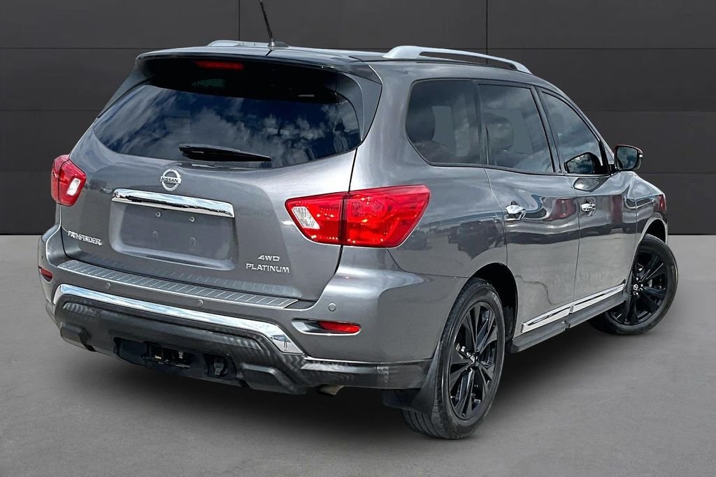 Used 2017 Nissan Pathfinder Platinum with VIN 5N1DR2MM3HC661575 for sale in Oklahoma City, OK