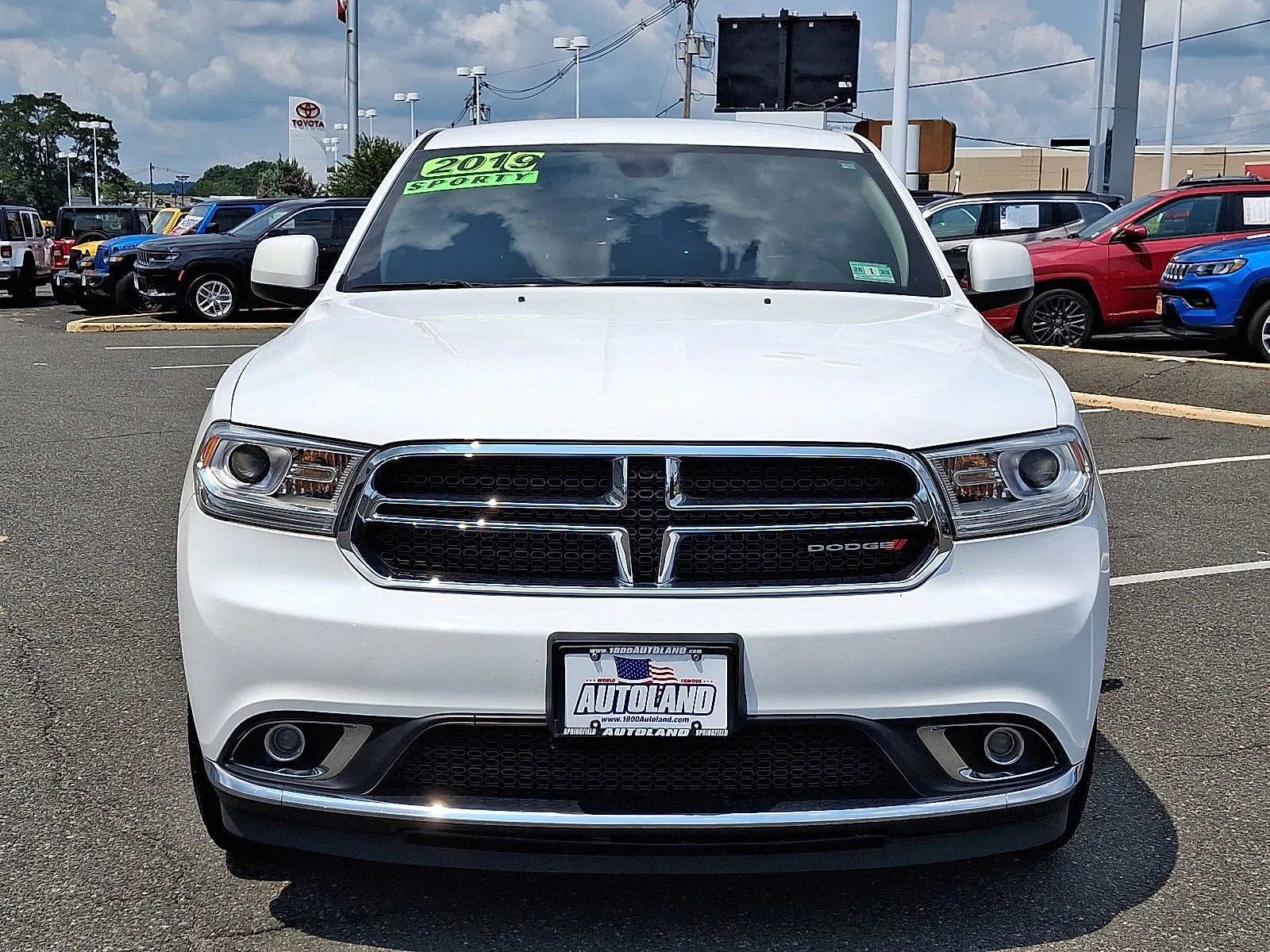 Used 2019 White Knuckle Clearcoat Dodge SXT image 2