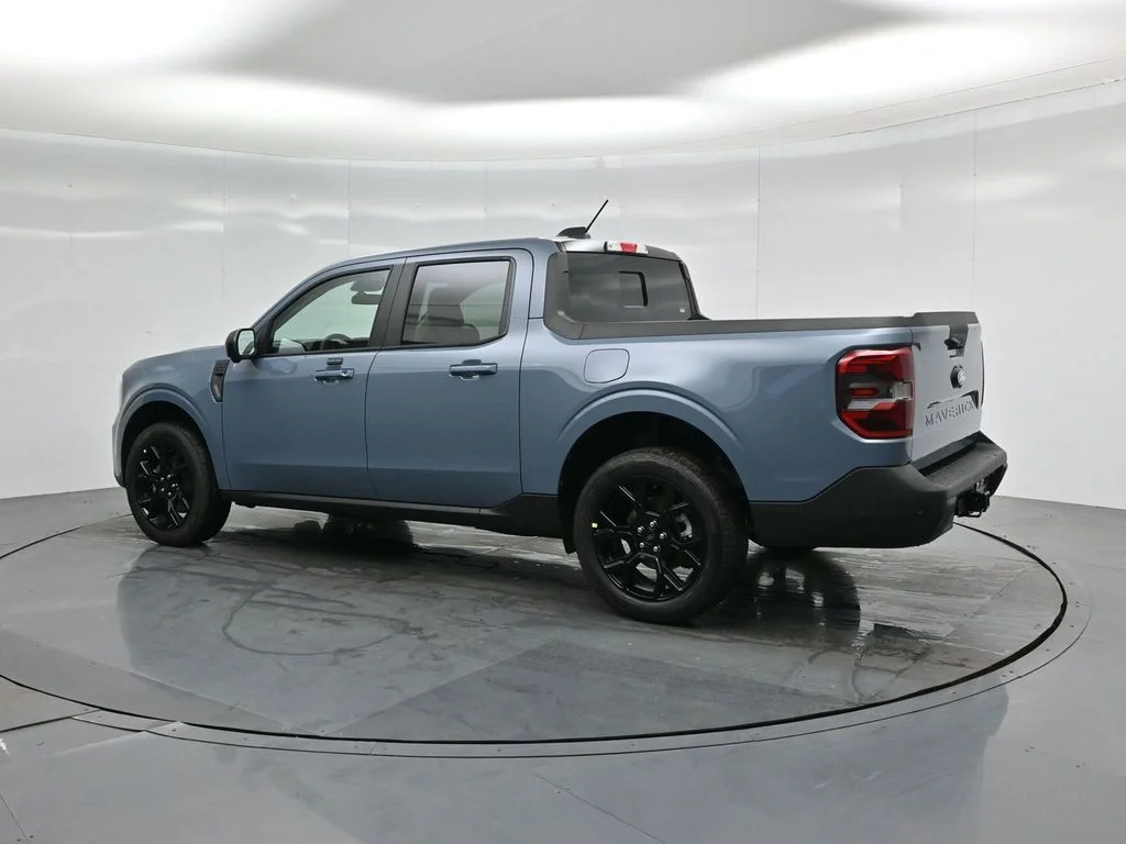 New 2026 Azure Gray Metallic Tri-Coat Ford Lariat image 6