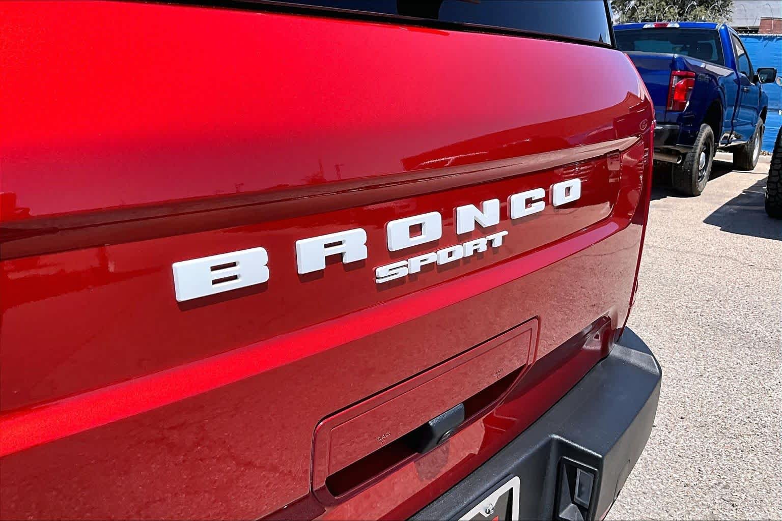 Used 2024 Hot Pepper Red Tinted Clearcoat Ford Big Bend image 10