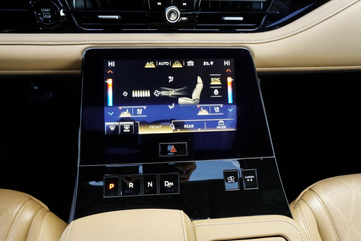 Used 2025 Silver INFINITI SENSORY image 23