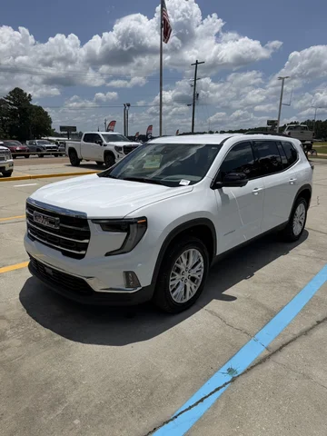 2024 GMC Acadia Elevation