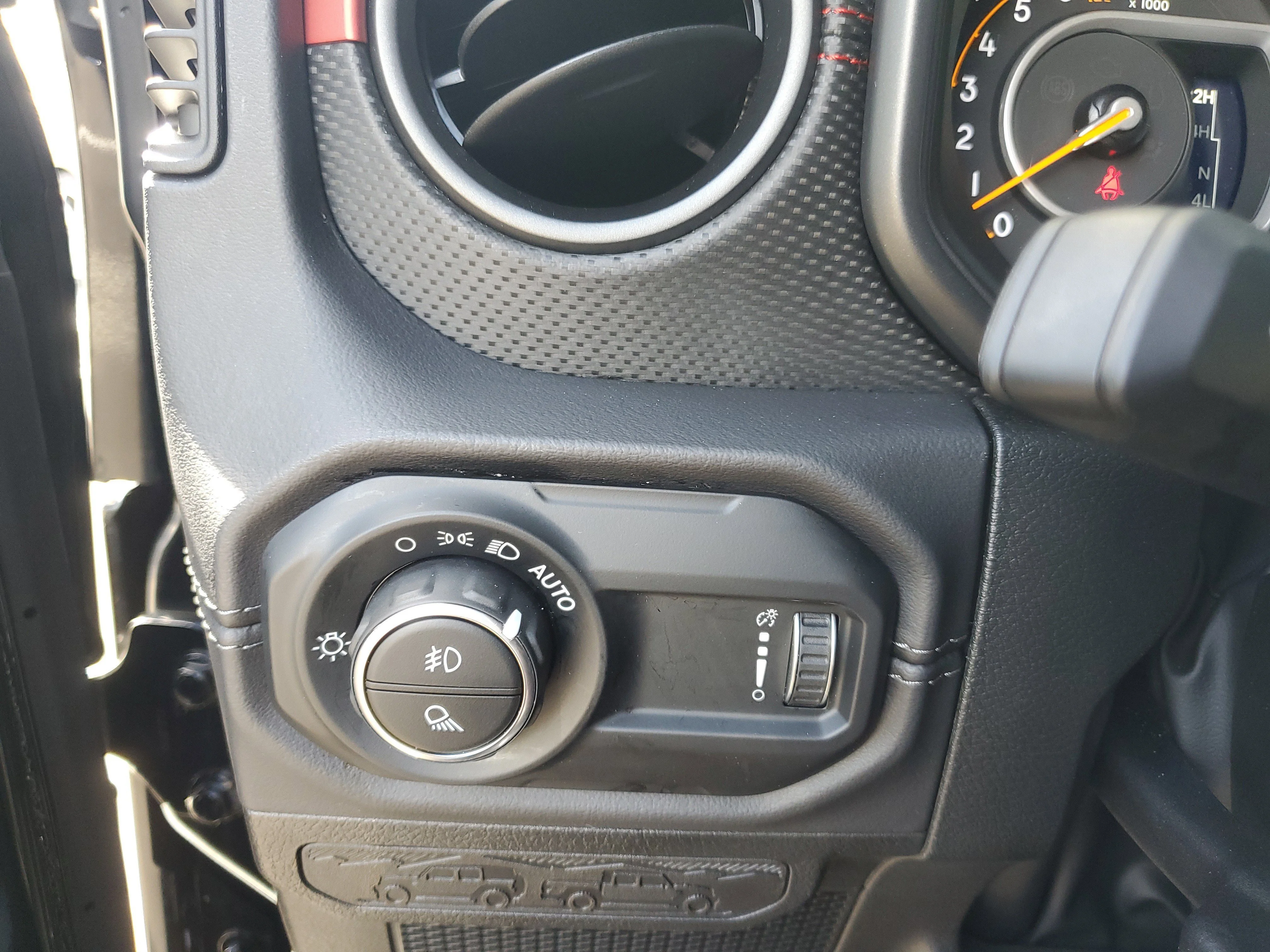 Used 2025 Black Clearcoat Jeep Rubicon image 22