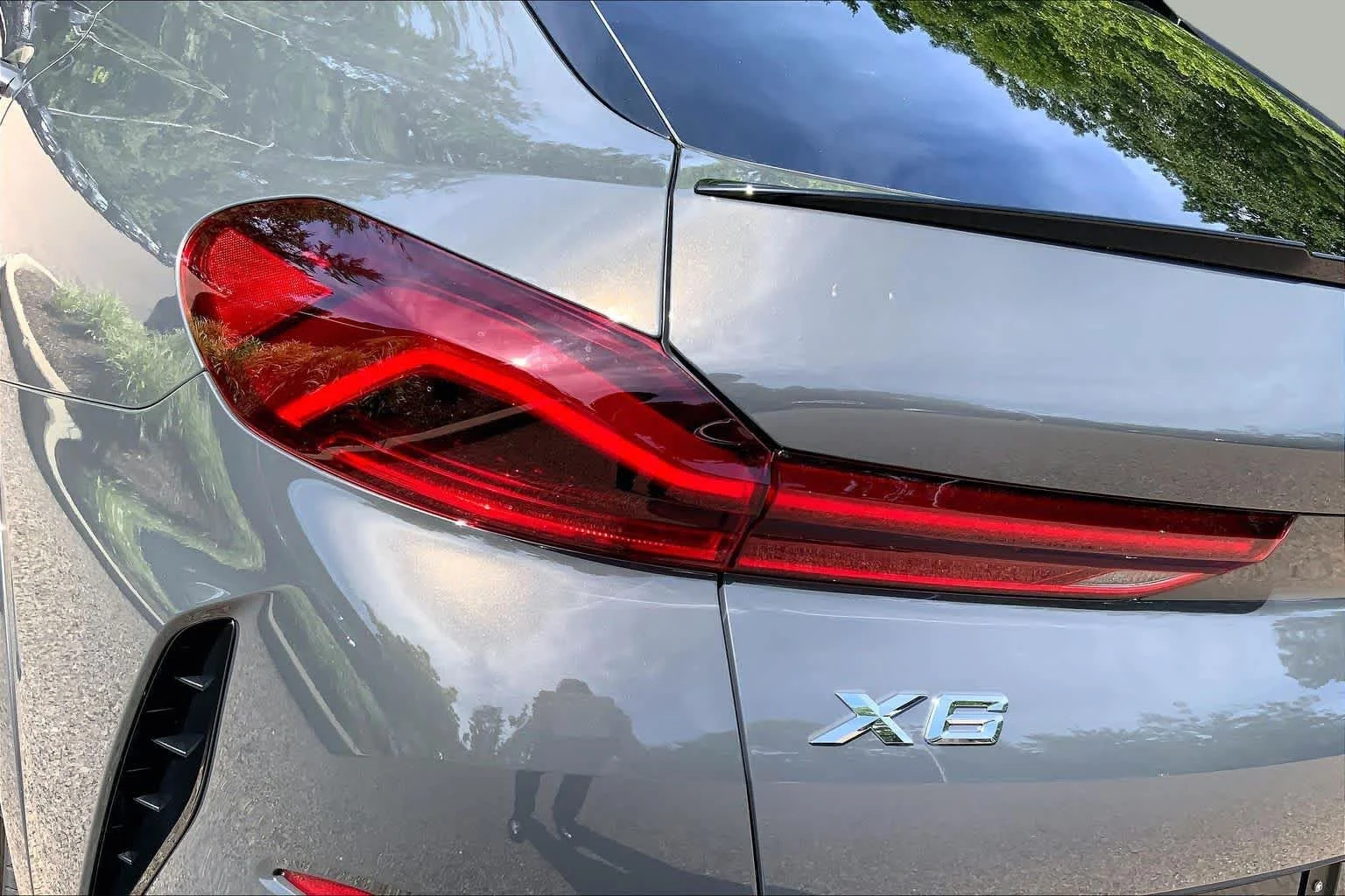 New 2027 Dravit Grey Metallic BMW xDrive40i image 14