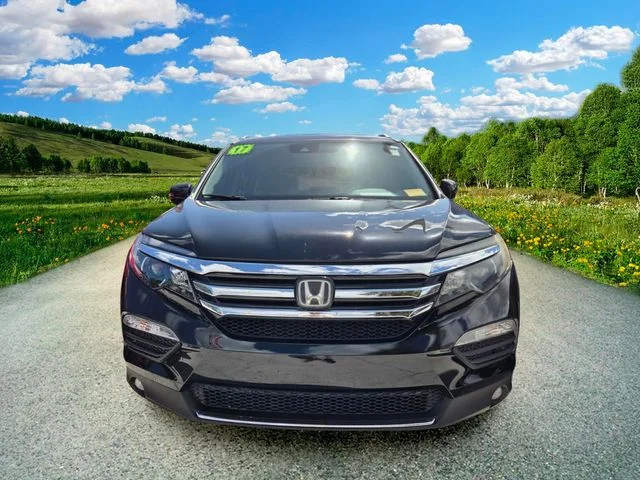 Certified Used 2017 Black Honda Touring image 2