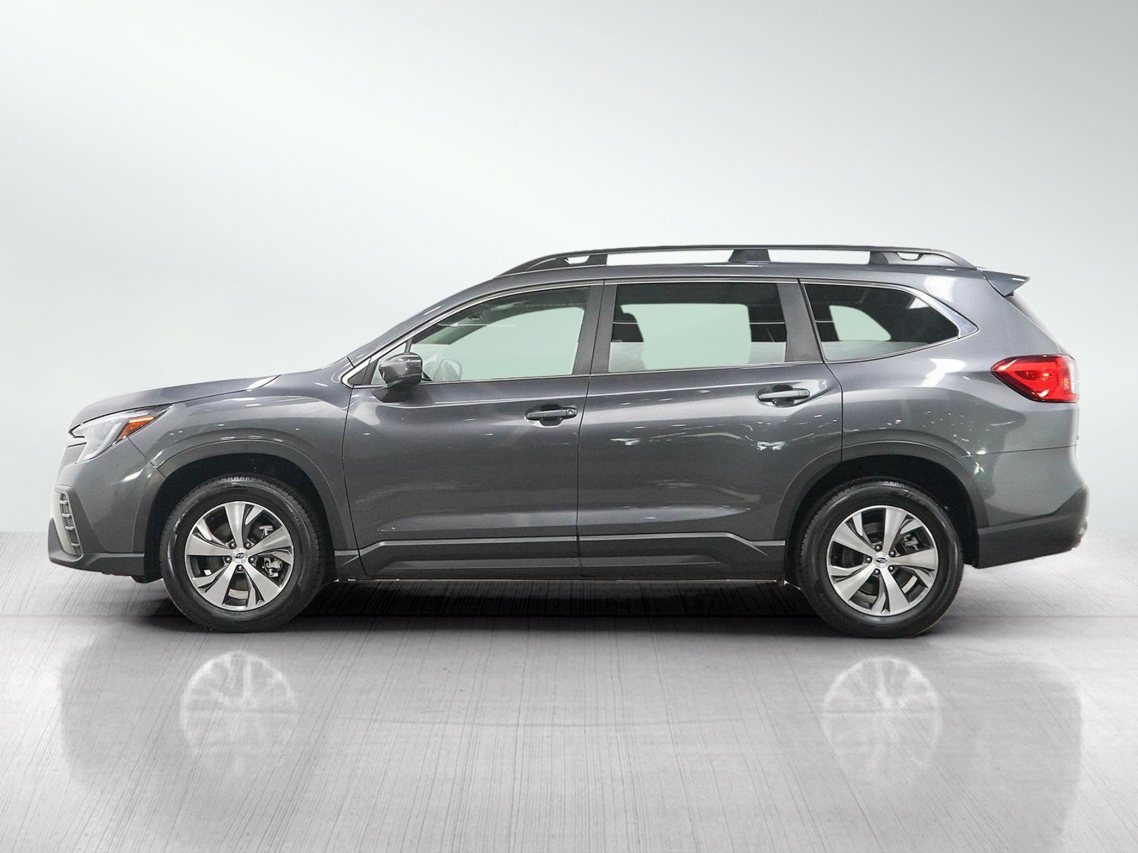 Used 2025 Subaru Ascent Premium with VIN 4S4WMADD8S3406073 for sale in Burnsville, Minnesota
