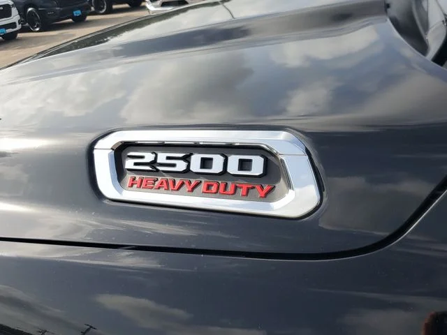 New 2026 Diamond Black Crystal Pearl-Coat Exterior Paint RAM Big Horn image 10