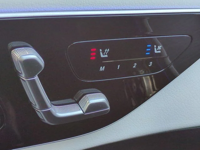 Certified Used 2026 White Mercedes-Benz C 300 image 23