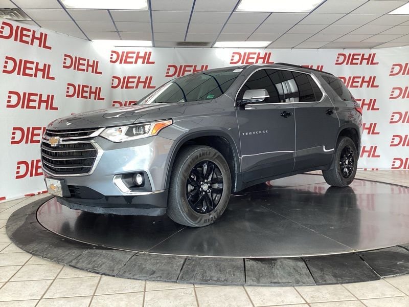 Used 2020 Gray Chevrolet LT image 3