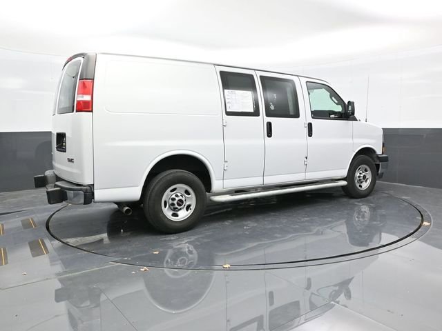 2024 GMC Savana Cargo Work Van - Photo 7