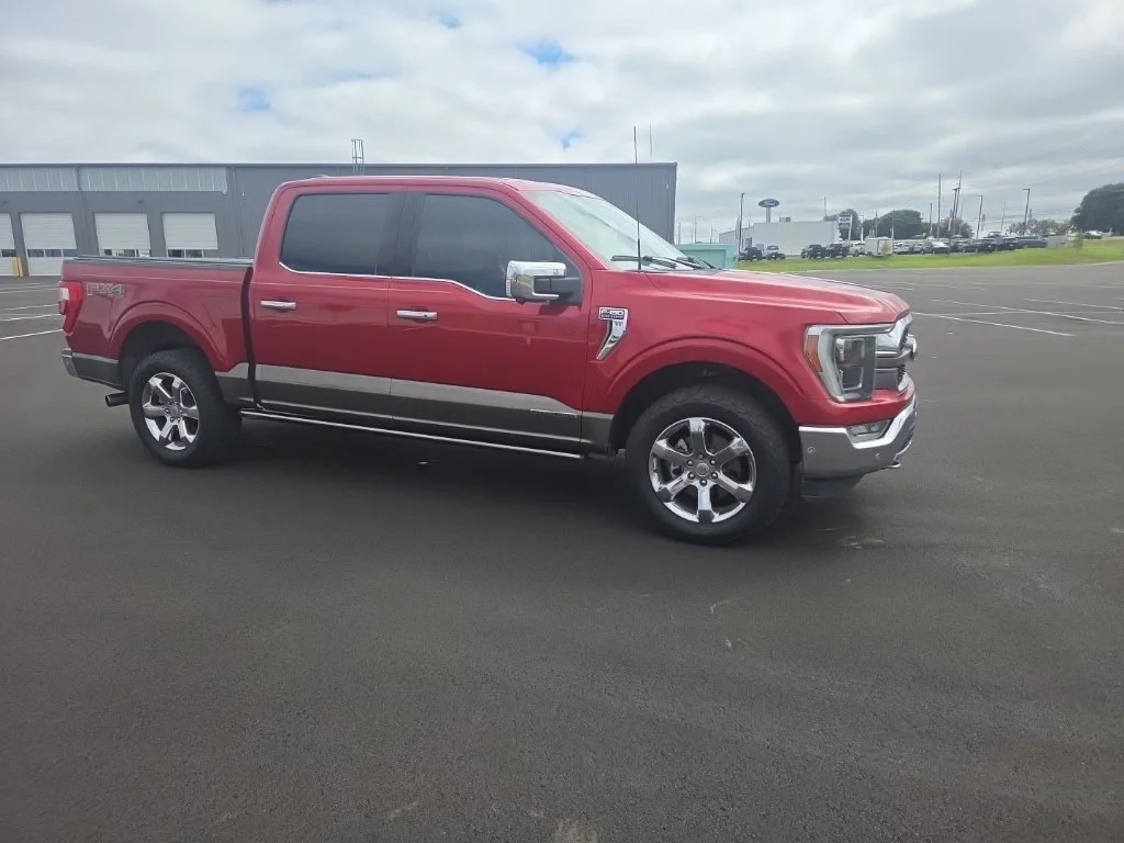 Used 2021 Red Ford King Ranch image 20