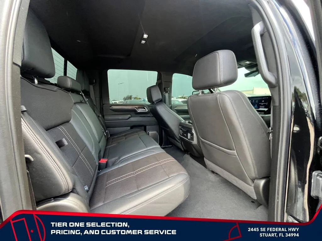 Used 2024 Black Chevrolet High Country image 18