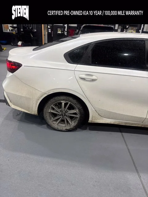 Used 2024 White Kia LXS image 6