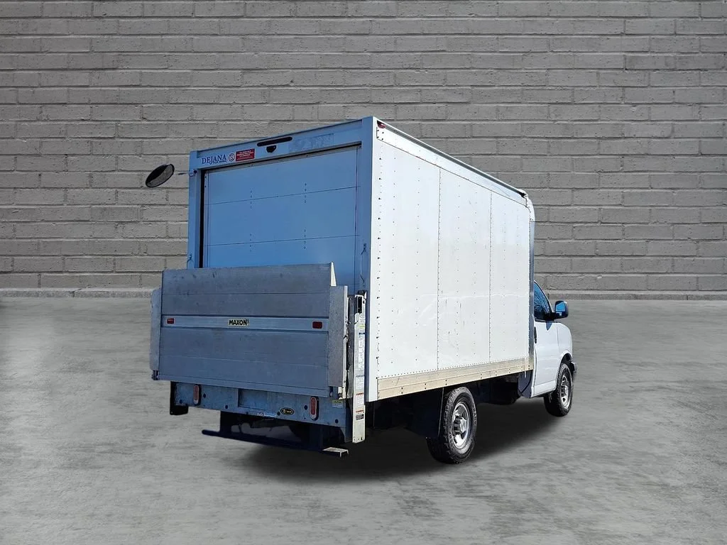 Used 2023 Summit White Chevrolet Work Van image 11