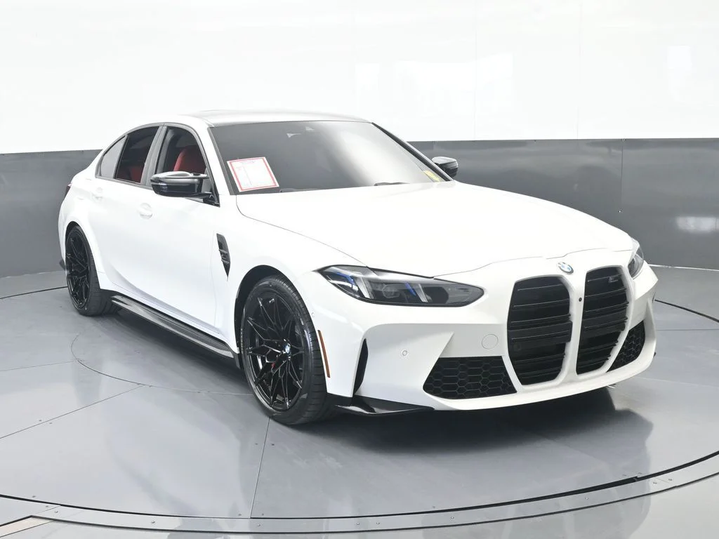 Used 2026 Alpine White BMW Competition image 9
