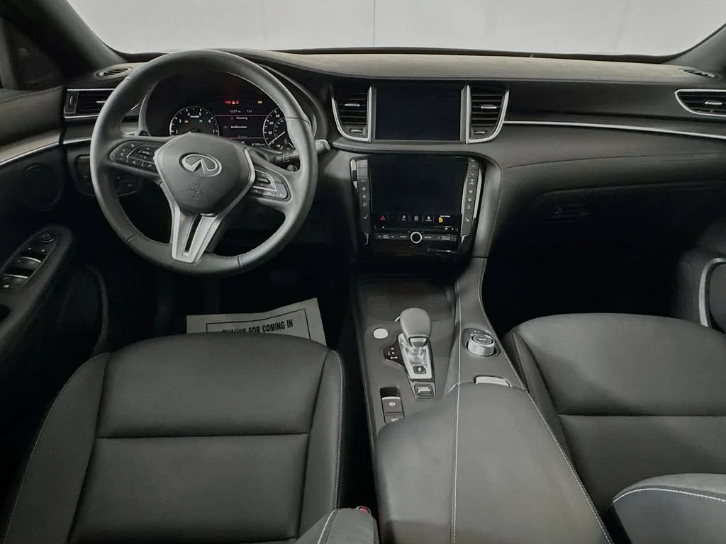 Certified Used 2022 Black INFINITI LUXE image 27