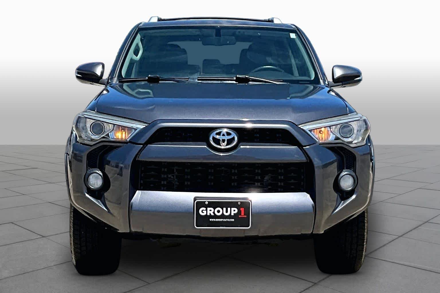 Used 2014 Magnetic Gray Metallic Toyota SR5 Premium image 2
