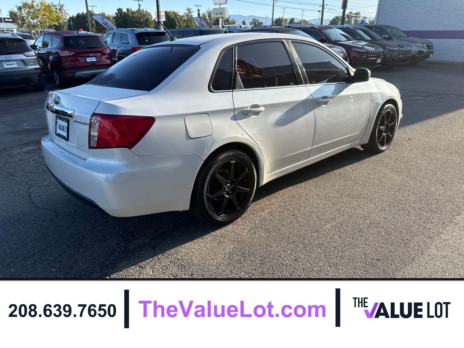 Used 2010 White Subaru 2.5i image 4