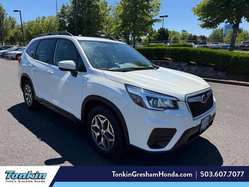 Used 2020 Crystal White Pearl Subaru Premium image 1