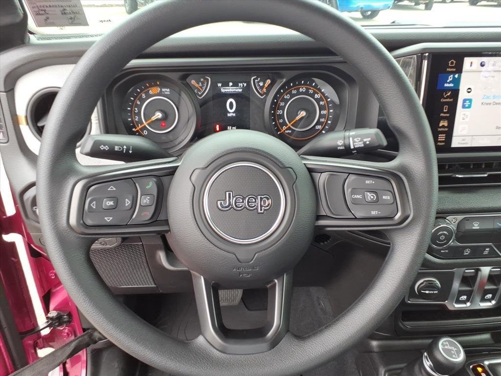 New 2026 Tuscadero Pearlcoat Jeep Sport image 12