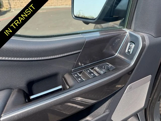 Used 2023  Ford XLT image 11