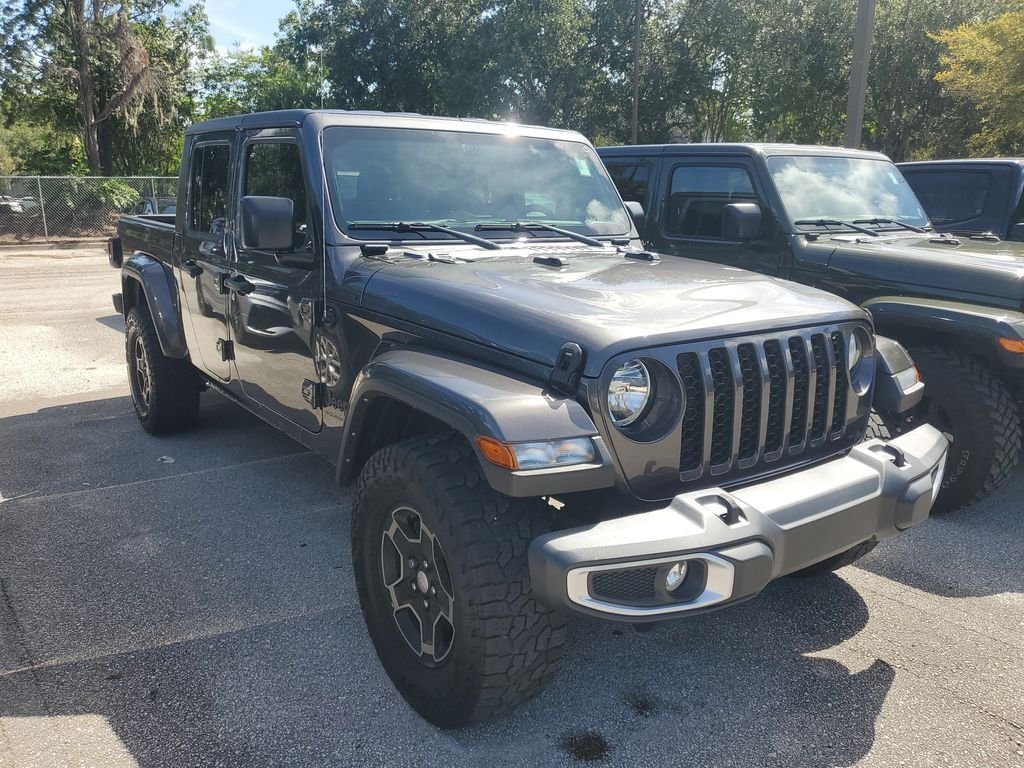 Used 2023 Gray Jeep Sport S image 2