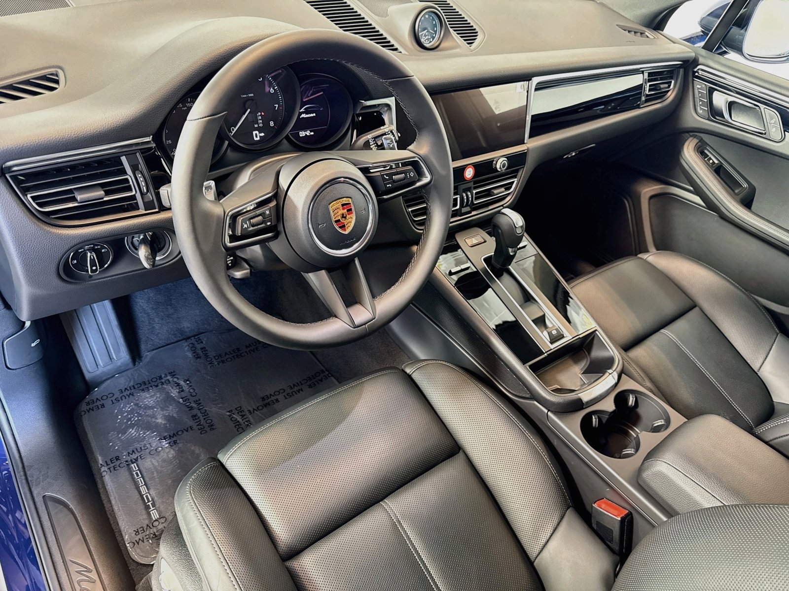 Used 2026 Gentian Blue Metallic Porsche  image 4