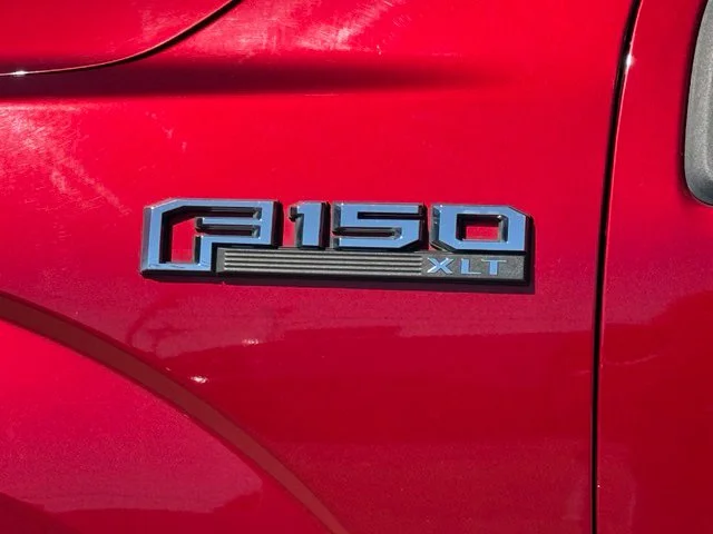 Used 2017 Red Ford XLT image 5
