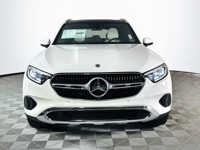 New 2027 Polar White Mercedes-Benz GLC 300 image 33