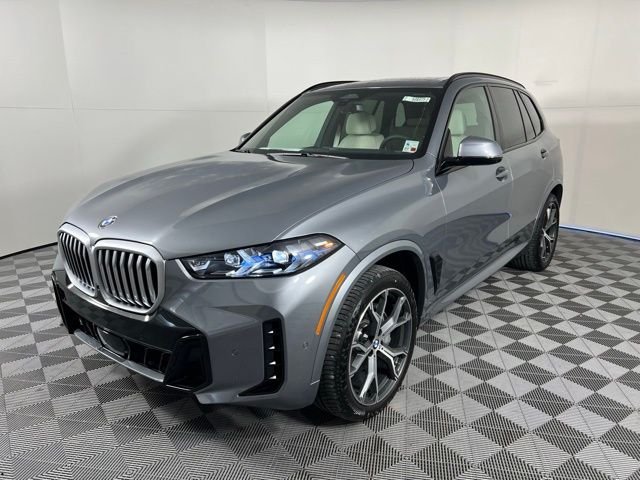 New 2026 Gray BMW xDrive40i image 3