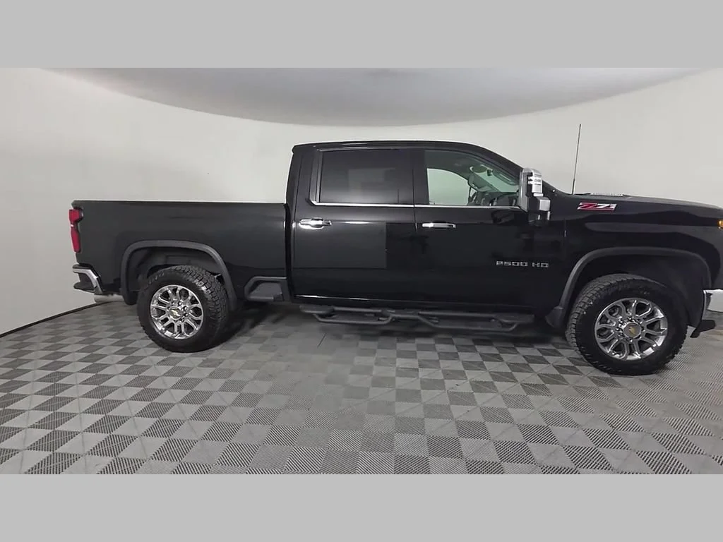 Used 2025 Black Chevrolet LTZ image 38