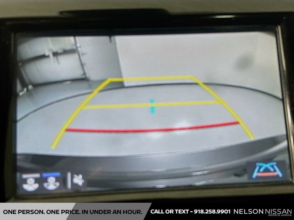 Used 2019  Toyota LE image 13