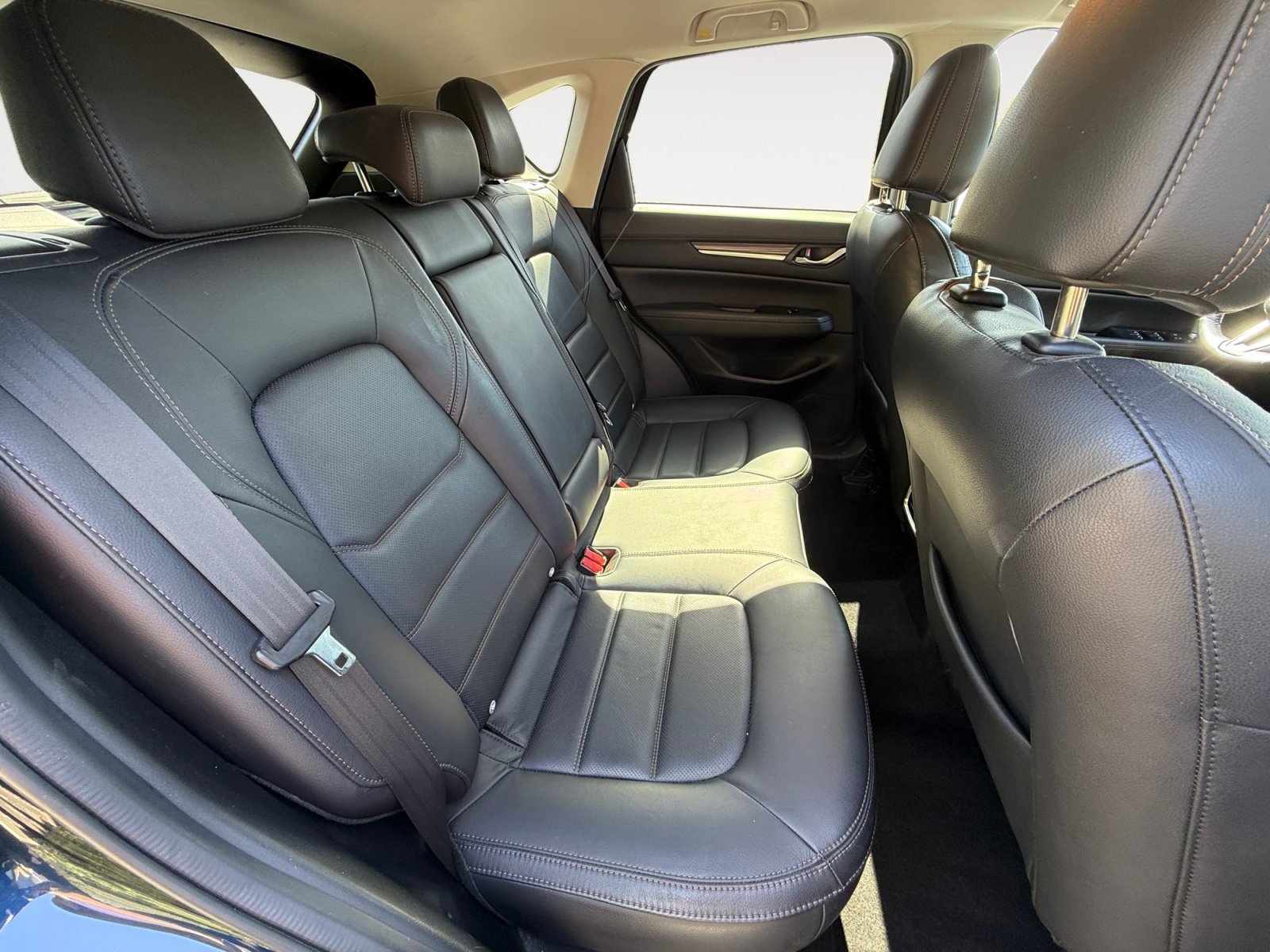 Used 2019 Crystal Blue Mazda Grand Touring image 18