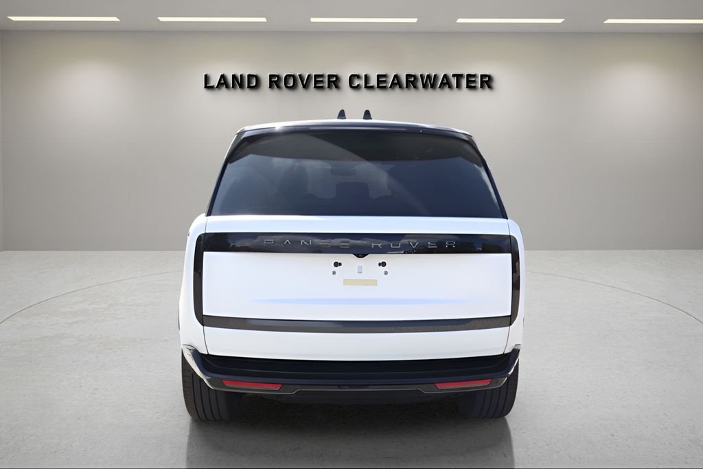 New 2026 Icy White Satin Land Rover SE image 4