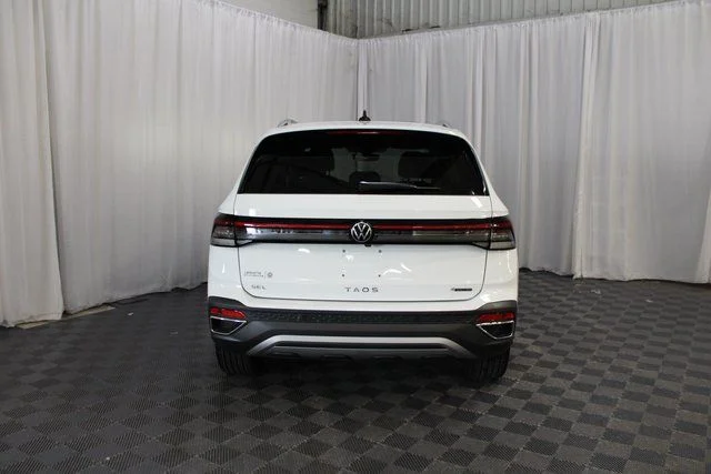 2025 Volkswagen Taos SEL - Photo 25