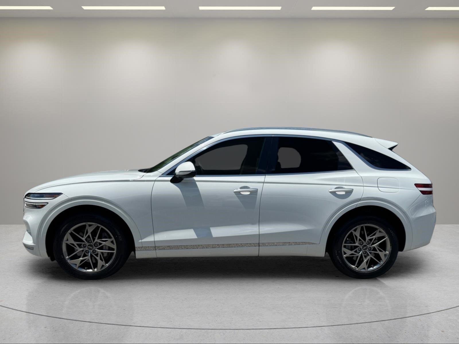 2024 GENESIS GV70 Standard - Photo 2