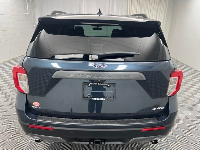 Used 2023 Stone Blue Metallic Ford XLT image 7