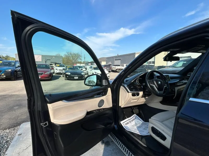 Used 2018 Blue BMW xDrive35i Sport Utility 4D image 30