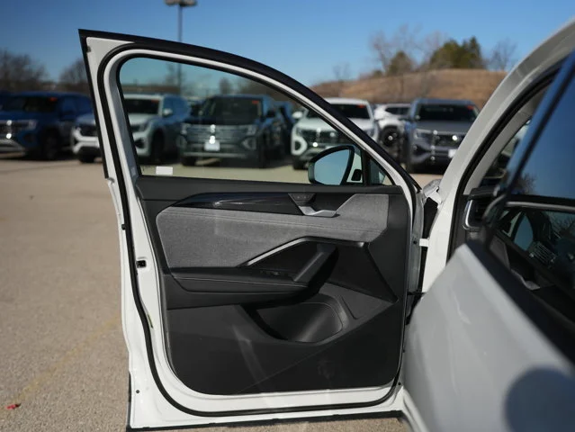 New 2026 Pure White Volkswagen 2.0T S image 26