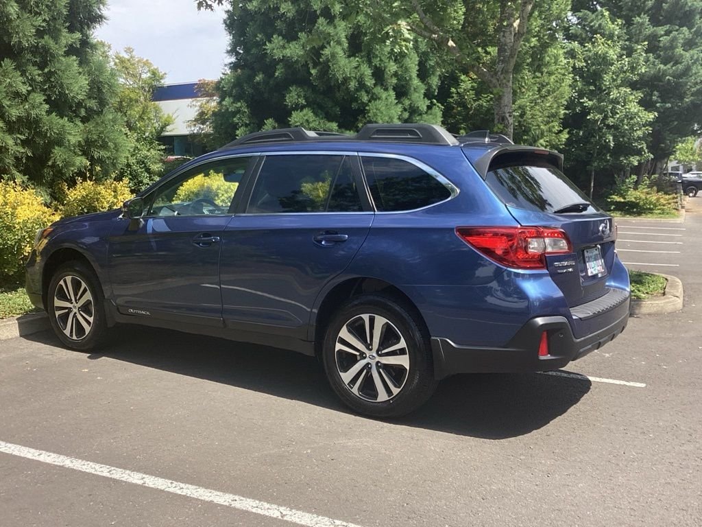 Used 2019 Blue Subaru 2.5i image 8