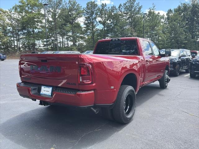 New 2026 Molten Red Pearl-Coat Exterior Paint RAM LARAMIE image 34