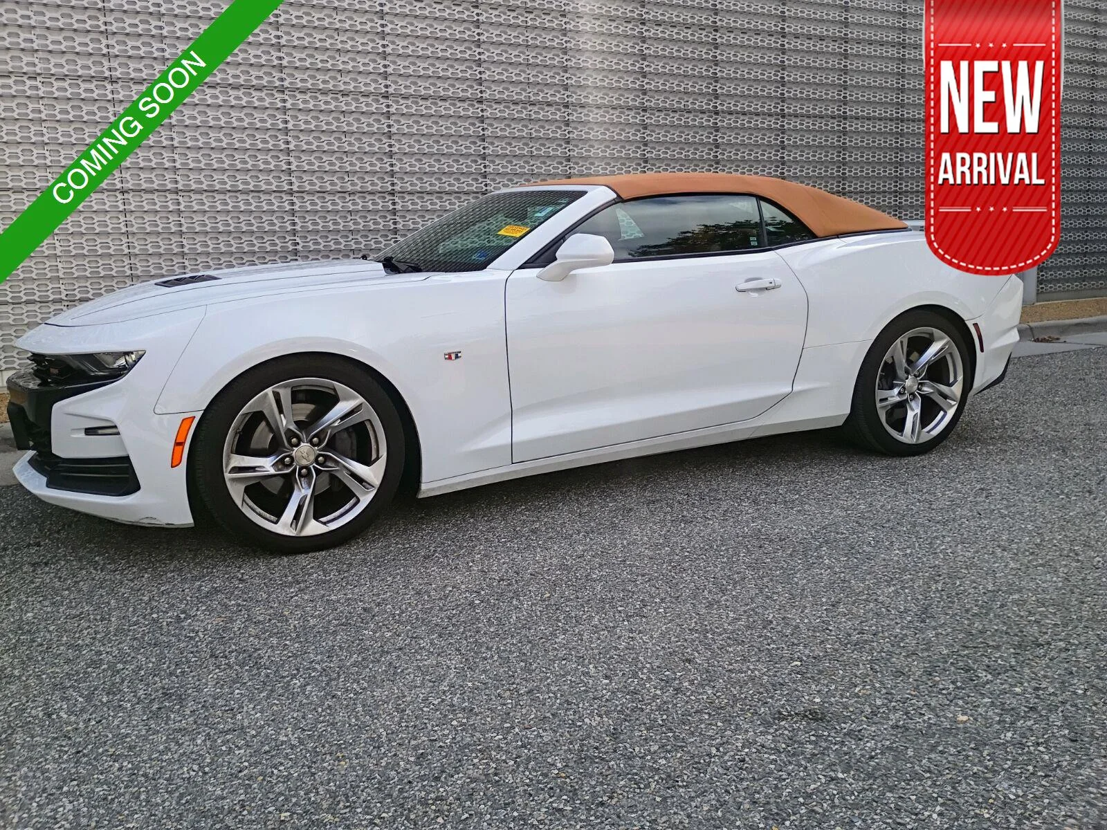 Used 2019 Summit White Chevrolet 2SS image 1