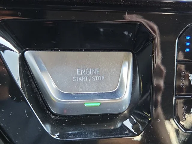 Used 2024 Sterling Metallic GMC Denali image 23