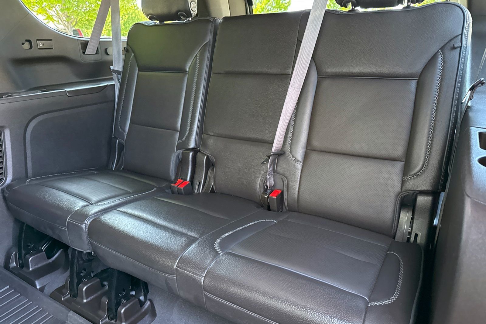 Used 2023  GMC Denali image 15