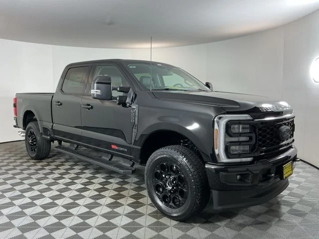 New 2026 Agate Black Metallic Ford Lariat image 3