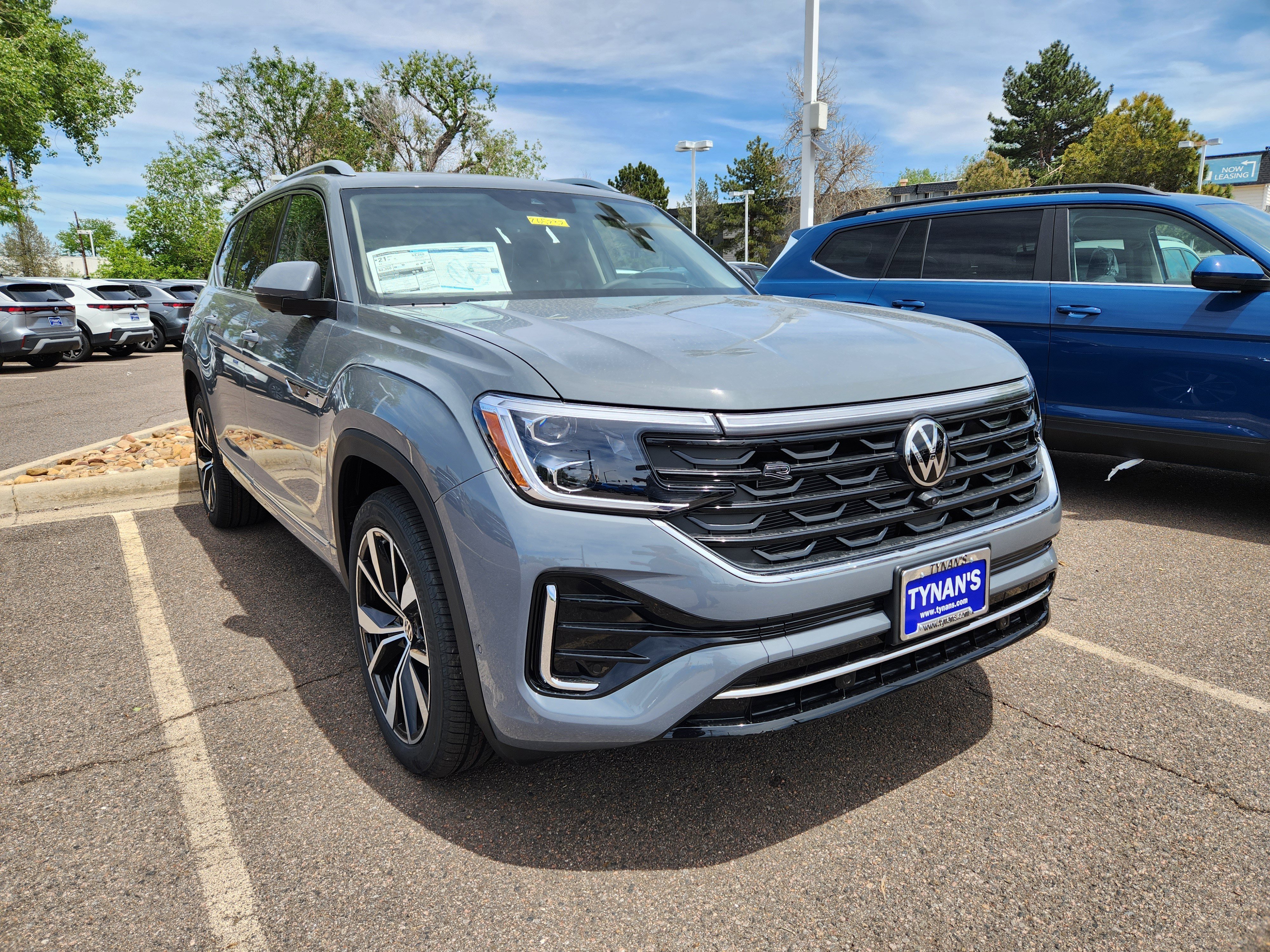 2026 Volkswagen Atlas 2.0T SEL Premium R-Line 4MOTION's photo