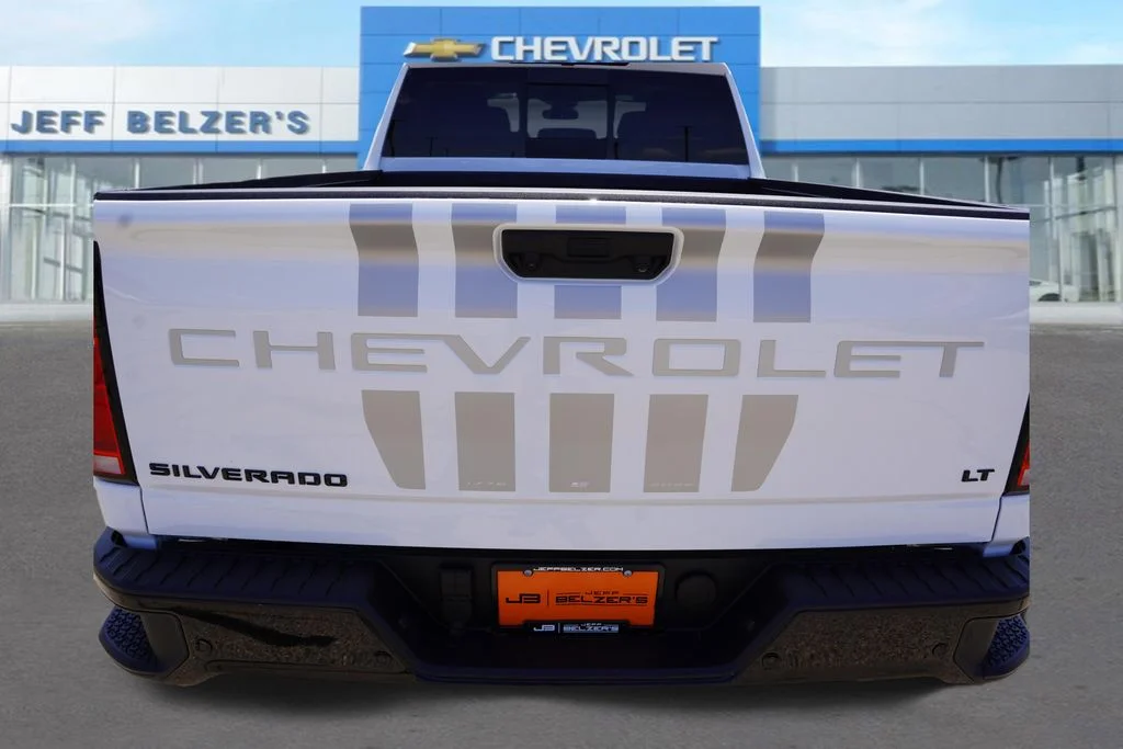 New 2026 Summit White Chevrolet LT image 18