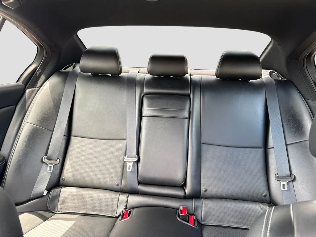 Used 2022 White INFINITI SENSORY image 26