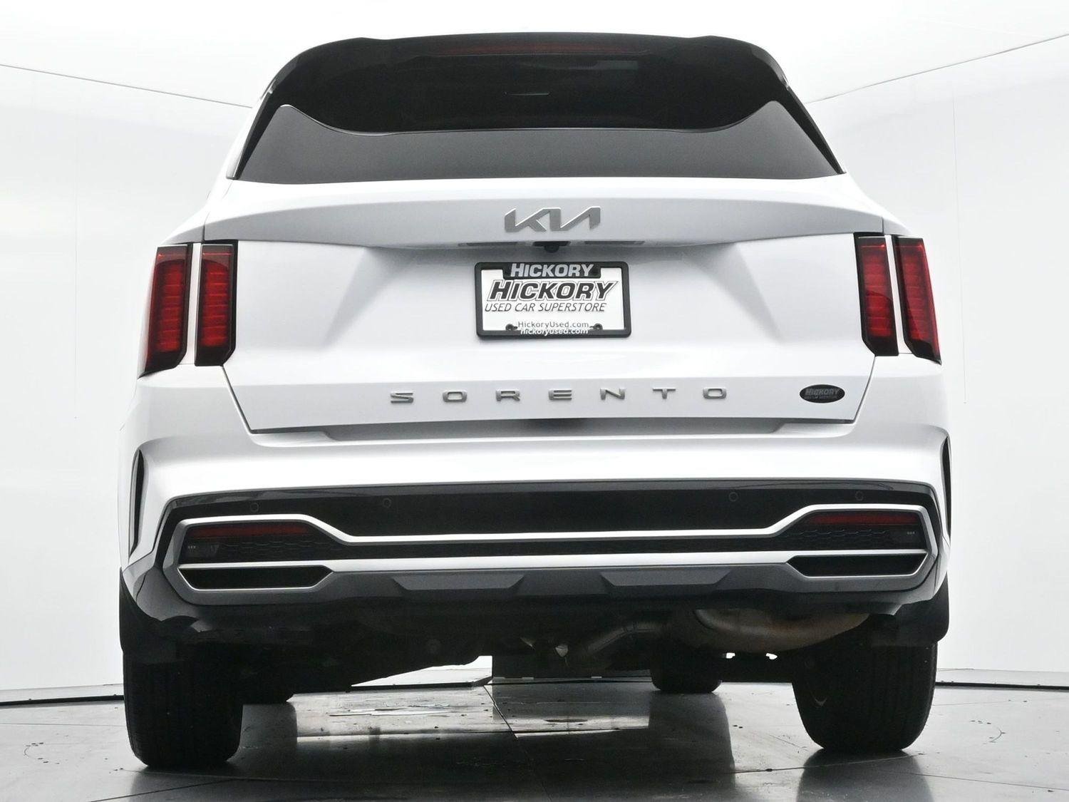Used 2022 Glacial White Pearl Kia S image 55